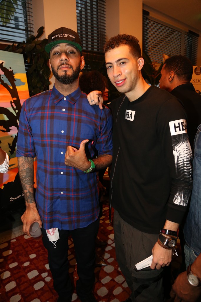 Smile Design Gallery & The Ty-Lite Experience Celebrated Women in The Water at Hotel Croydon: Swizz Beatz, Cole Cook ©GettyImages.com